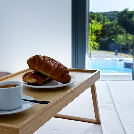 Ek Ornelakis, Luxury With Jacuzzi * 하니아