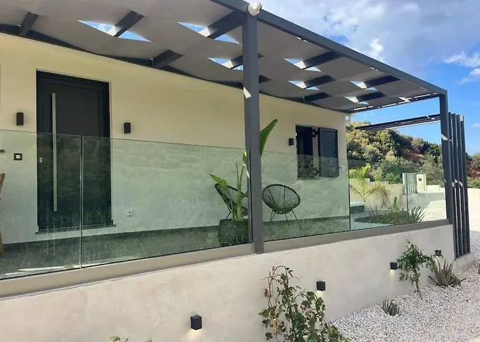 Ek Ornelakis, Luxury With Jacuzzi * Chania (Crete)