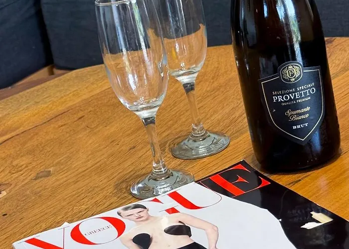 Ek Ornelakis, Luxury With Jacuzzi Chania (Crete)