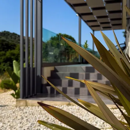 Apartman Ek Ornelakis, Luxury With Jacuzzi Hriszí Aktí Haniá